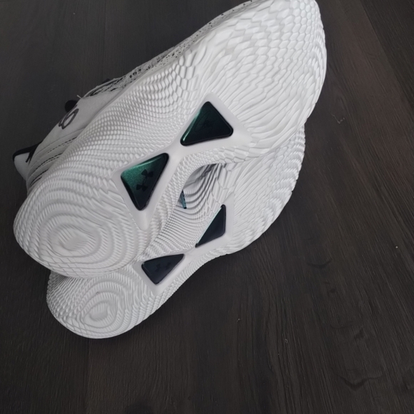 Sz 7.5 Under Armour Curry 9 Flow PE March Madness 2K22 Basketball 3025769-104 - Picture 2 of 9